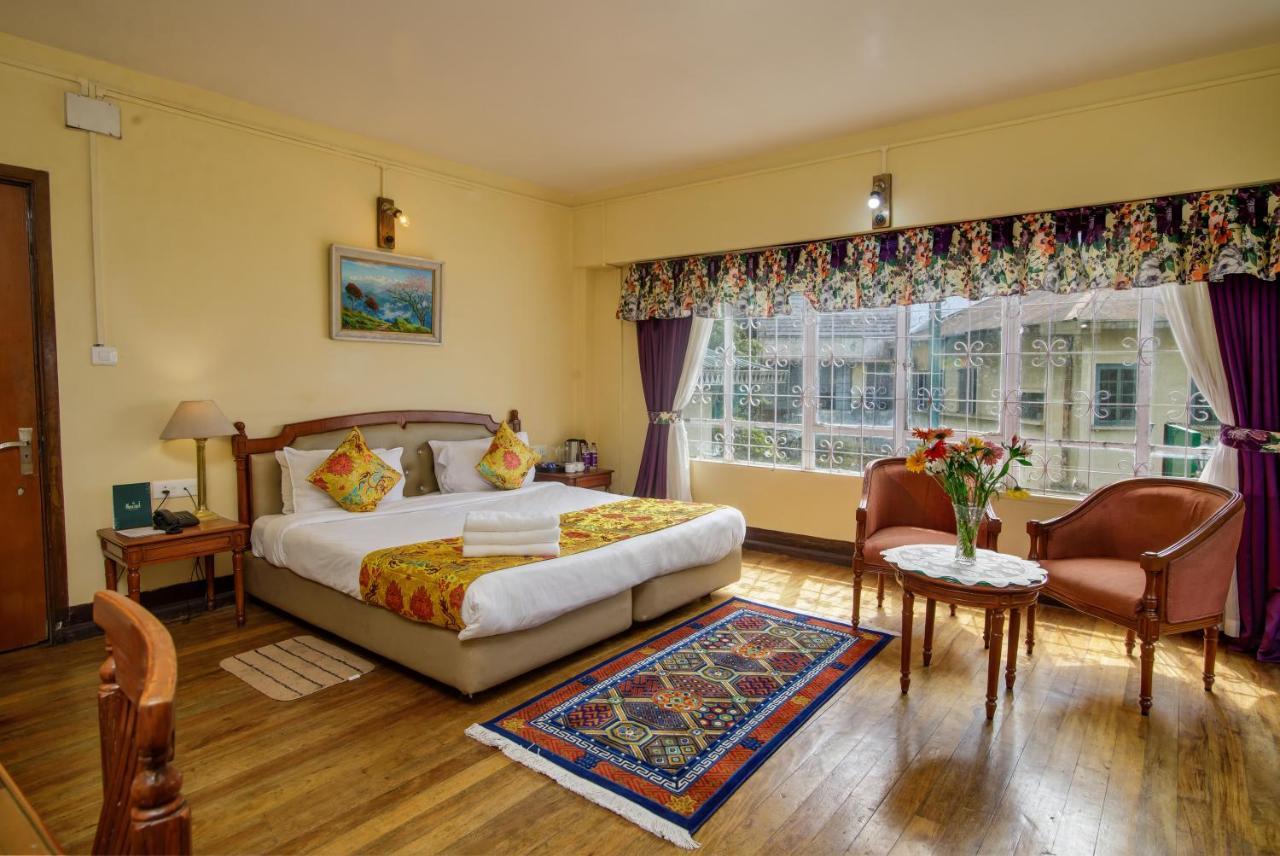 Muscatel Himalayan Resort - 400 Mts From Mall Road 大吉岭 外观 照片