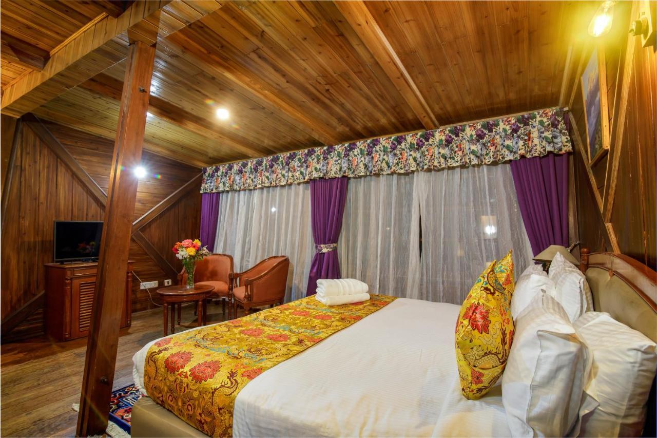 Muscatel Himalayan Resort - 400 Mts From Mall Road 大吉岭 外观 照片