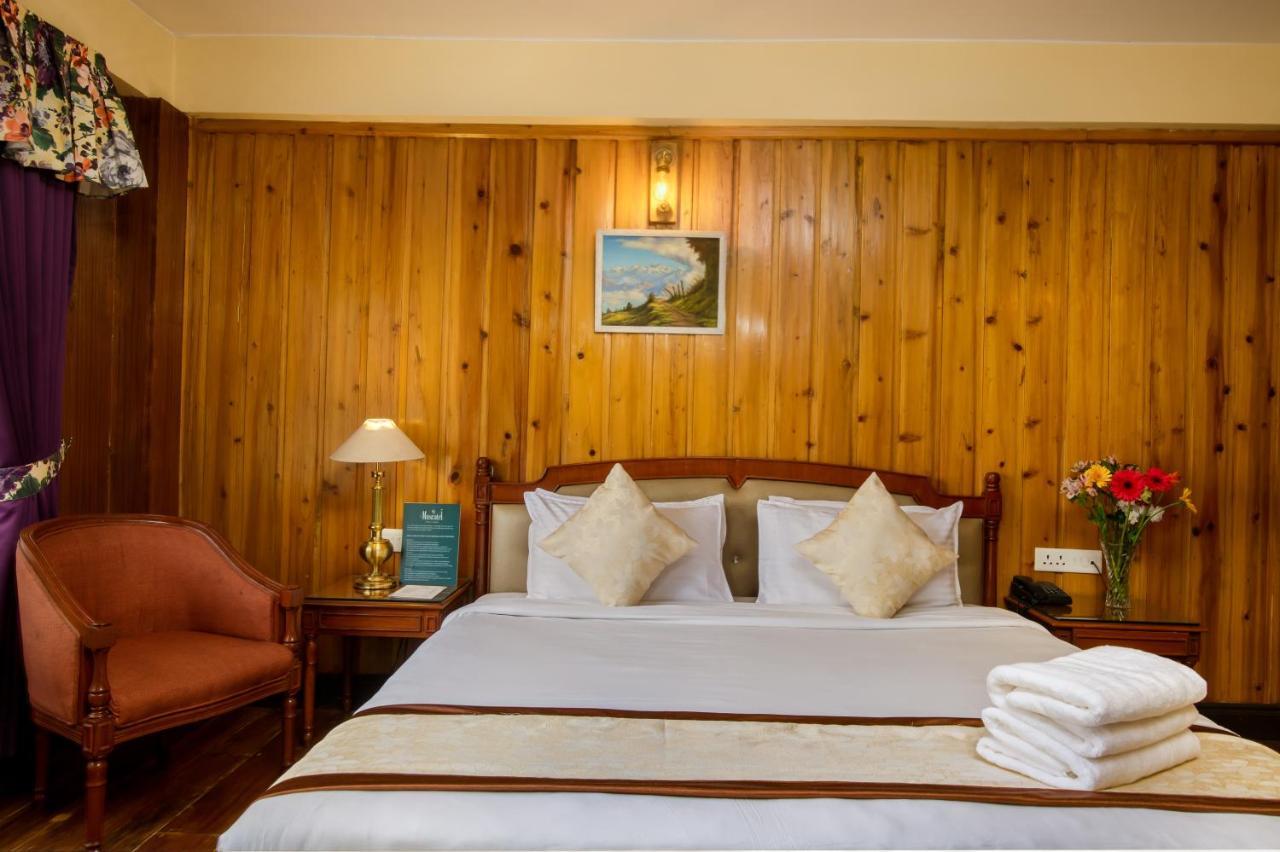 Muscatel Himalayan Resort - 400 Mts From Mall Road 大吉岭 外观 照片