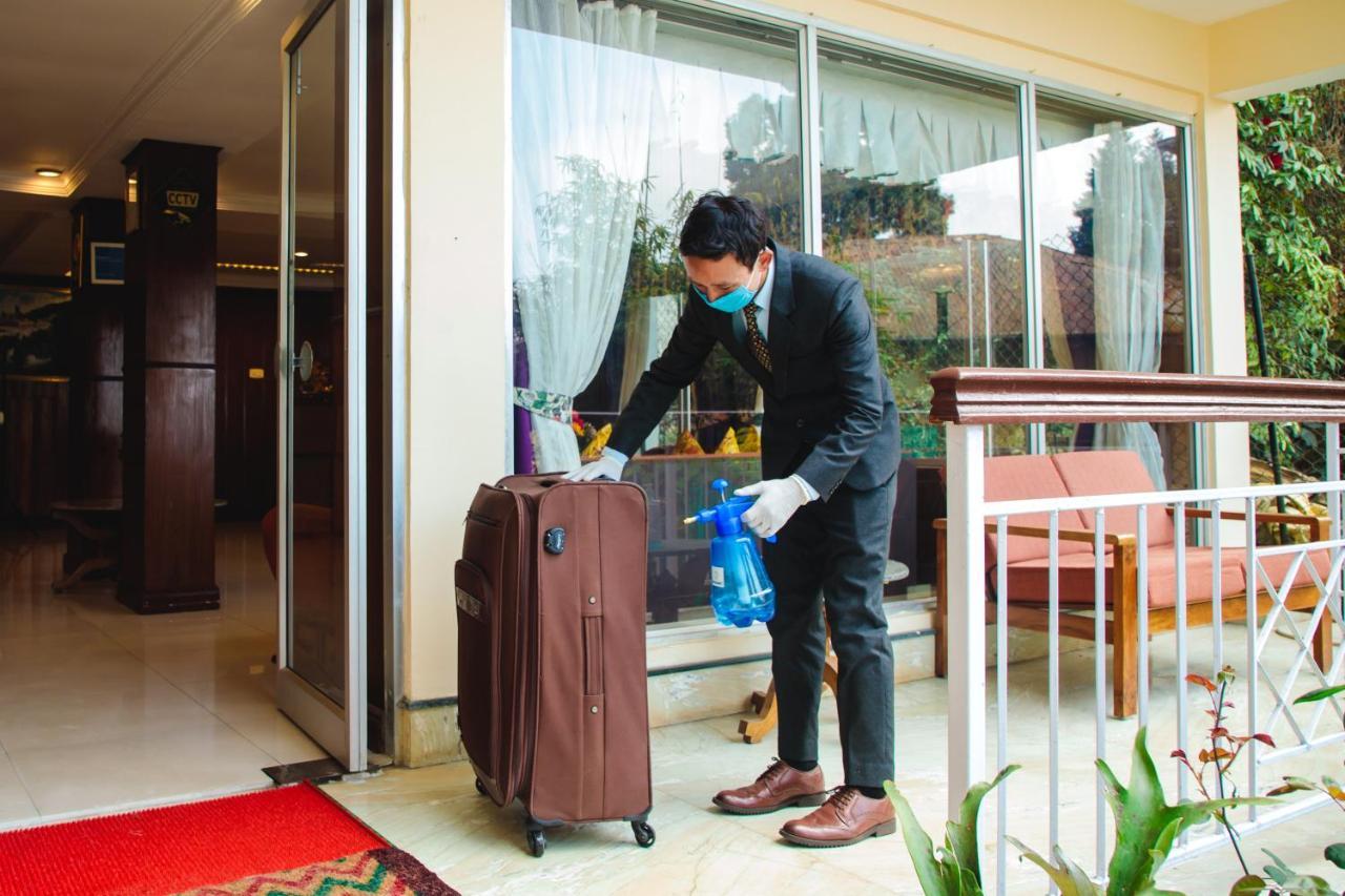 Muscatel Himalayan Resort - 400 Mts From Mall Road 大吉岭 外观 照片