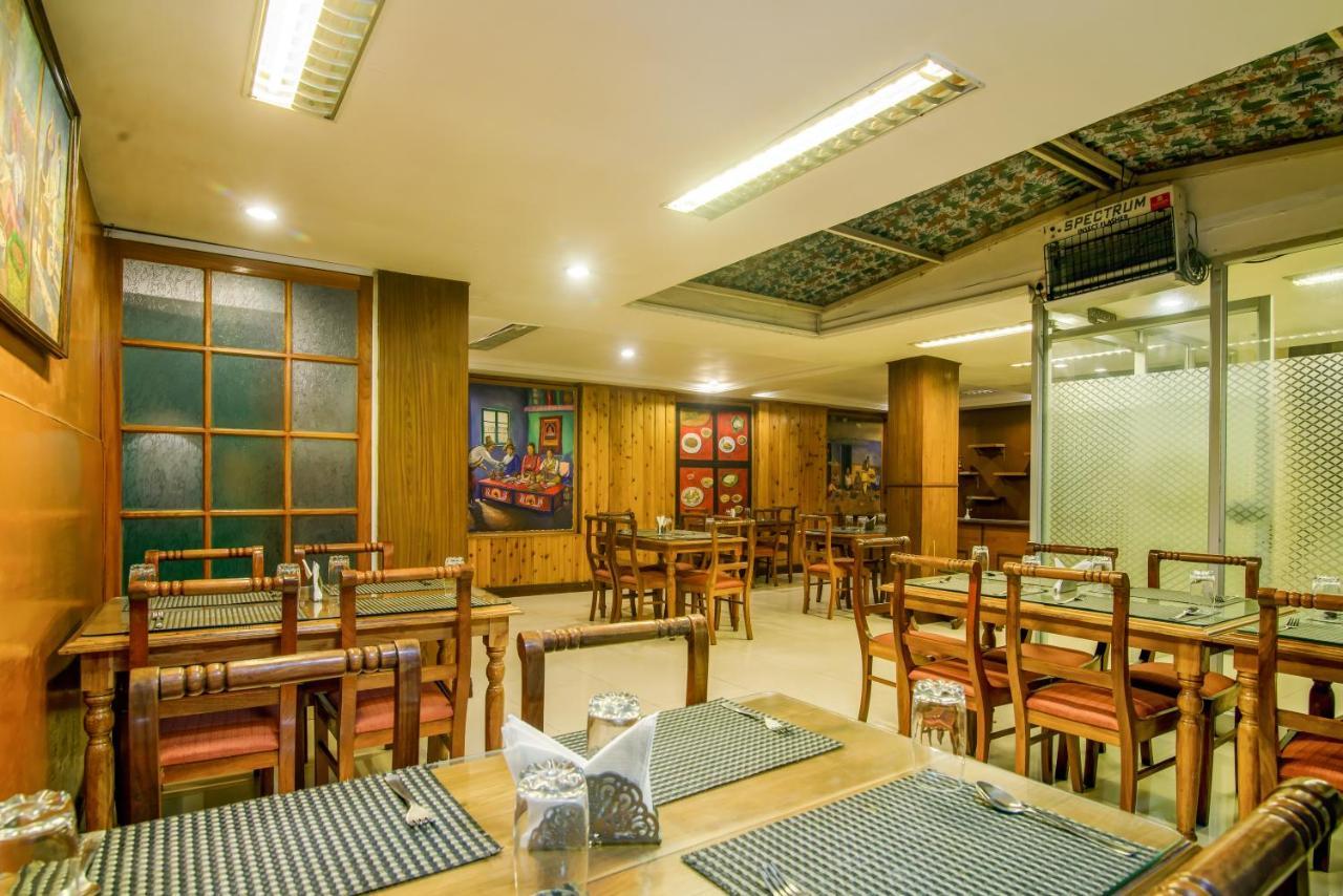 Muscatel Himalayan Resort - 400 Mts From Mall Road 大吉岭 外观 照片