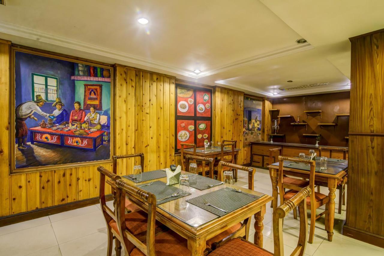 Muscatel Himalayan Resort - 400 Mts From Mall Road 大吉岭 外观 照片