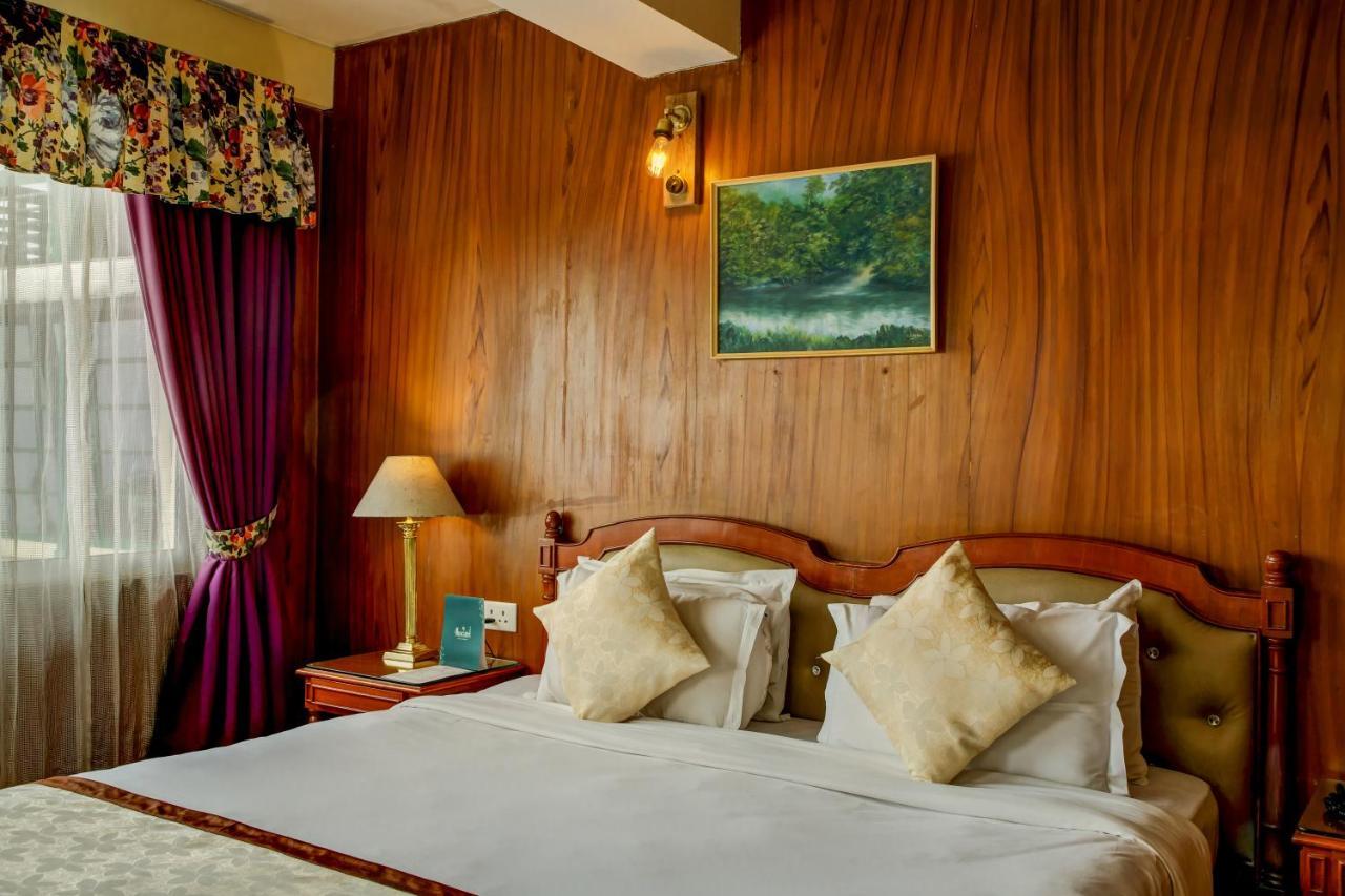 Muscatel Himalayan Resort - 400 Mts From Mall Road 大吉岭 外观 照片