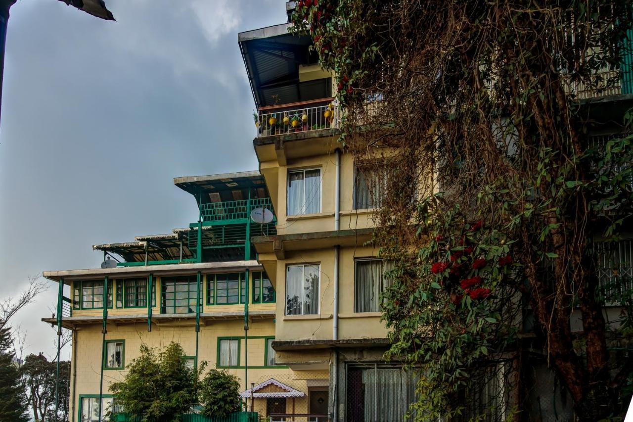 Muscatel Himalayan Resort - 400 Mts From Mall Road 大吉岭 外观 照片
